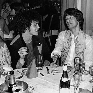 艾莉被❌❌爆乳无尽
